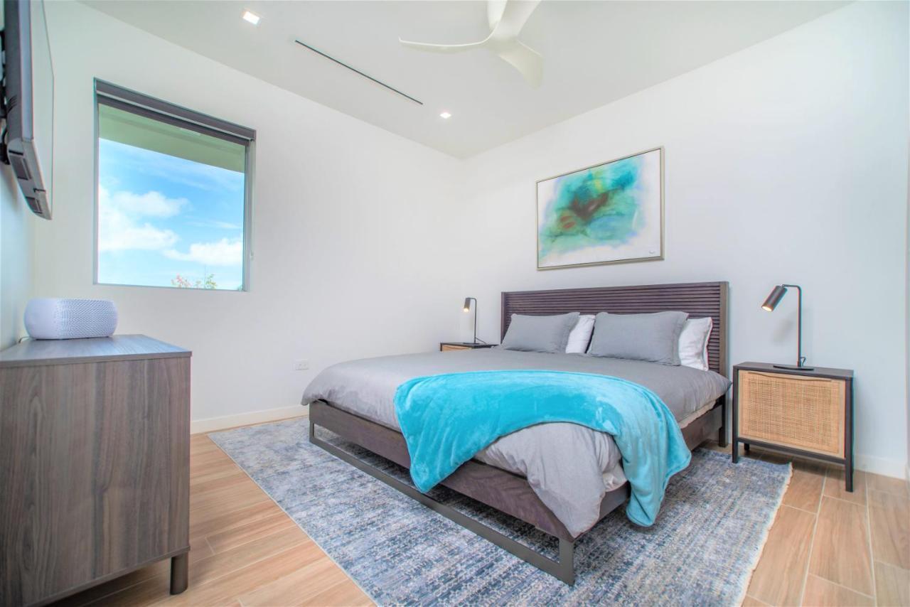 Cayman Luxury Rentals At One Canal Point George Town Exterior photo