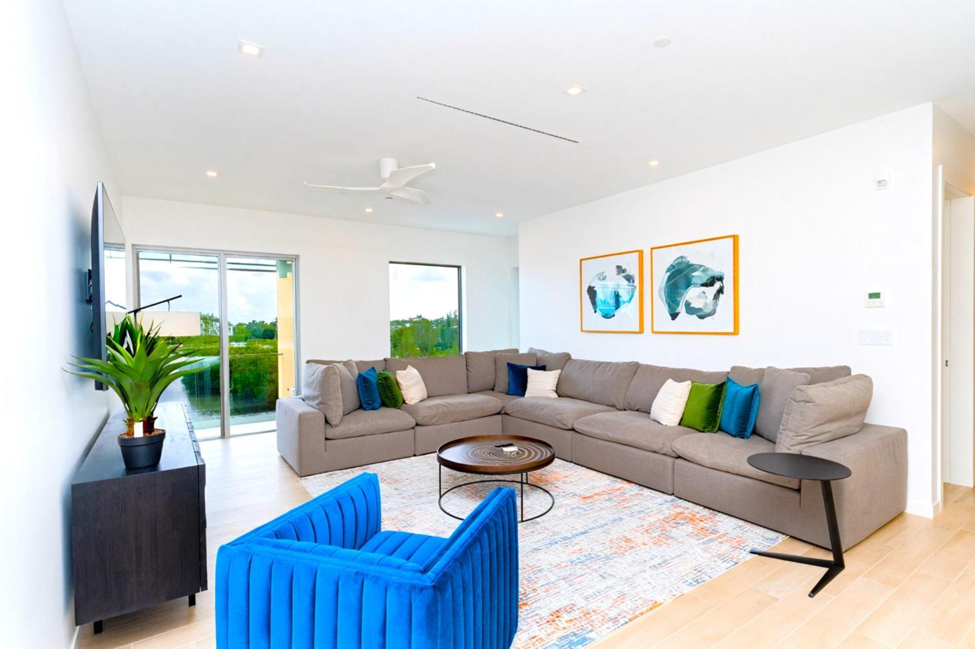 Cayman Luxury Rentals At One Canal Point George Town Exterior photo