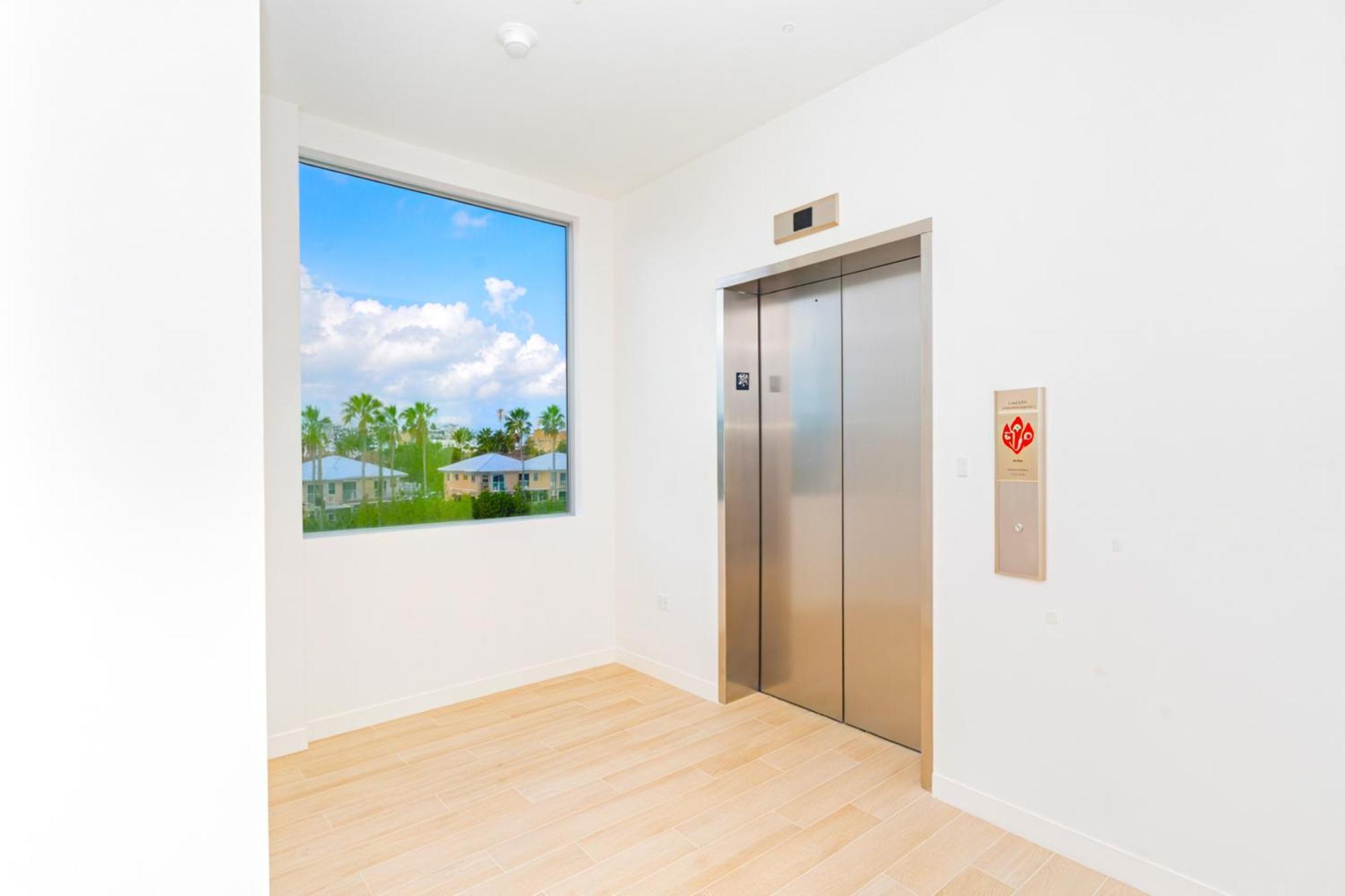 Cayman Luxury Rentals At One Canal Point George Town Exterior photo